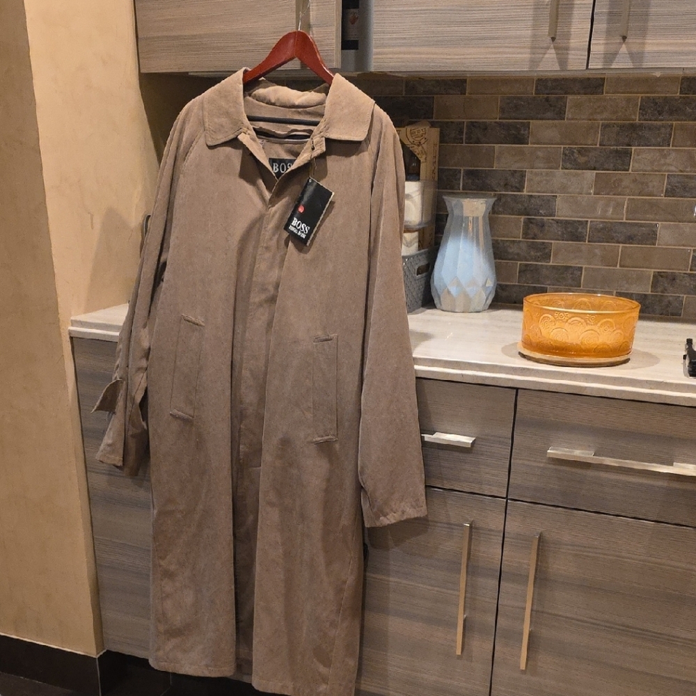 Hugo Boss Men's Tan Trench Coat